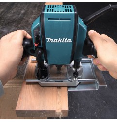FRESADORA MAKITA RP0900 8MM