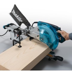 SIERRA INGLETADORA TELESCÓPICA MAKITA LS1110F