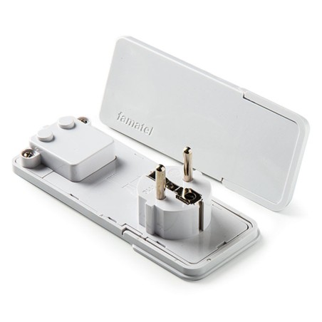 CLAVIJA LATERAL TT 16A 250V BLANCO